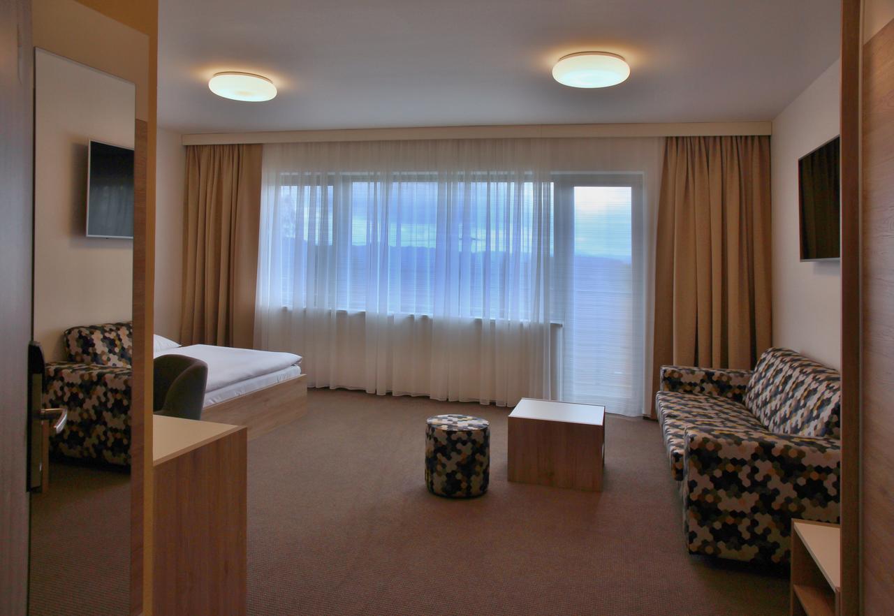 Hotel Devitka Janov Luaran gambar