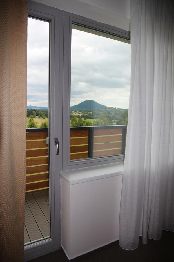 Hotel Devitka Janov Luaran gambar